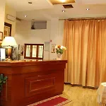酒店 Ascot 3*