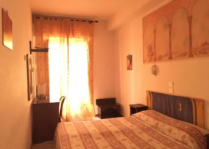 Ascot Otel 3*