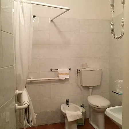 Ascot Szálloda 3*